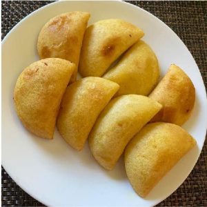 Empanaditas 6 und precocidas congeladas
